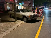 Gebraucht Mercedes 230 136 PS (100 kW) 1981 Silber Coupé