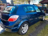 Gebraucht Opel Astra 105 PS (77 kW) 2006 Blau Limousine