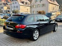 Gebraucht BMW 520 Sport Line 184 PS (135 kW) 2013 Schwarz Kombi