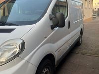 Gebraucht Renault Trafic 110 PS (80 kW) 2010 Weiß Van / Kleinbus