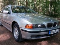 Gebraucht BMW 523 170 PS (125 kW) 2000 Silber Kombi