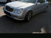 Usata Mercedes E280 236 CV (173 kW) 2006 Argento Berlina