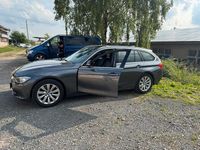 Gebraucht BMW 320 184 PS (135 kW) 2012 Grau Kombi