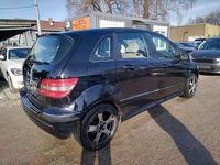Gebraucht Mercedes B200 136 PS (100 kW) 2005 Schwarz Van / Kleinbus