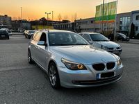 Gebraucht BMW 520 177 PS (130 kW) 2009 Grau Kombi