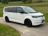 Używany VW Multivan Life 136 KM (100 kW) 2023 Biały Minivan