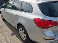 Gebraucht Opel Astra 131 PS (96 kW) 2011 Silber Kombi