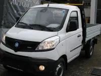 Neu Piaggio Porter 106 PS (77 kW) 2025 Weiß SUV