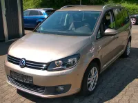 Gebraucht VW Touran Life 140 PS (102 kW) 2013 Titanium beige Van / Kleinbus