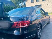 Second-hand Mercedes E300 231 CP (169 kW) 2015 Negru Berlinǎ