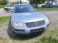 Gebraucht VW Passat Highline 116 PS (85 kW) 2002 Blau Limousine