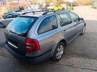 Gebraucht Skoda Octavia Elegance 150 PS (110 kW) 2007 Stone grau metallic Kombi