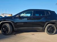 Neu Jeep Compass 131 PS (96 kW) 2025 Schwarz SUV