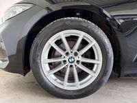 Gebraucht BMW 318 156 PS (114 kW) 2023 Schwarz Kombi