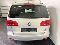 Gebraucht VW Touran Match 140 PS (102 kW) 2012 Silber Van / Kleinbus
