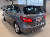 Gebraucht Mercedes B200 156 PS (114 kW) 2017 Grau Van / Kleinbus