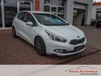 Gebraucht Kia Ceed 90 PS (66 kW) 2013 Weiß Kleinwagen