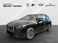 Neu BMW 220 Exclusive 156 PS (114 kW) 2025 Schwarz Van / Kleinbus