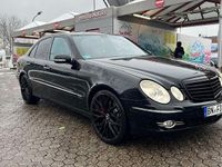 Gebraucht Mercedes E320 Avantgarde 224 PS (164 kW) 2009 Schwarz Limousine