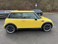 Usata Mini ONE 90 CV (66 kW) 2003 Giallo Utilitaria