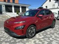 Gebraucht Hyundai Kona Trend 150 kW (204 PS) 2022 Sunset red / mic SUV