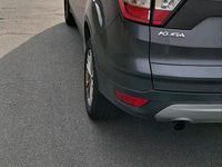 Gebraucht Ford Kuga Titanium 182 PS (133 kW) 2017 Grau SUV