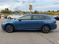 Gebraucht Skoda Octavia First Edition 150 PS (110 kW) 2021 Blau Kombi