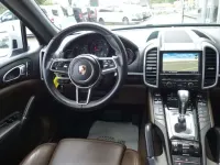 Używany Porsche Cayenne 262 KM (192 kW) 2016 Biały SUV