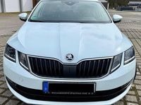 Usata Skoda Octavia Clever 116 CV (85 kW) 2018 Bianco Station wagon