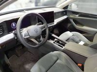 Gebraucht VW Passat Business 150 PS (110 kW) 2024 Silber Kombi