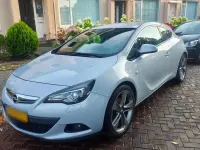 Gebraucht Opel Astra GTC 180 PS (132 kW) 2011 Silber Coupé