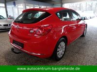 gebraucht Opel Astra 1.7 CDTi Lim. Selection 1.HD.+AHK+KLIMA