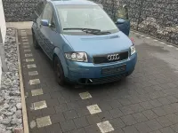 Gebraucht Audi A2 75 PS (55 kW) 2003 Blau Kleinwagen