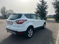 Gebraucht Ford Kuga Trend 120 PS (88 kW) 2018 Weiß SUV