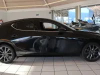 Gebraucht Mazda 3 122 PS (89 kW) 2020 Jet black Limousine