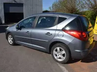 Gebraucht Peugeot 207 95 PS (69 kW) 2011 Grau Kombi