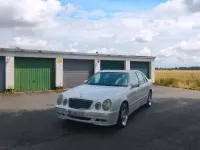 Gebraucht Mercedes E280 Elegance 204 PS (150 kW) 2000 Weiß Limousine