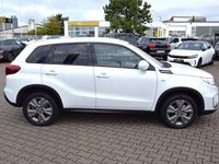 Gebraucht Suzuki Vitara 140 PS (102 kW) 2019 Weiß SUV