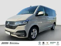 Gebraucht VW Multivan Highline 199 PS (146 kW) 2020 Ascotgrau Van / Kleinbus
