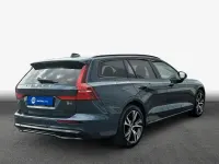 Gebraucht Volvo V60 Ultra 197 PS (144 kW) 2025 Denim blaumetallic Kombi