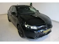 Gebraucht Opel Corsa 101 PS (74 kW) 2024 Lackierung schwarz perla nera/ Kleinwagen