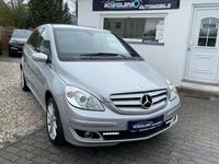 gebraucht Mercedes B170 Navi AHK Teilleder Temp. SHZ 17 Zoll Insp.