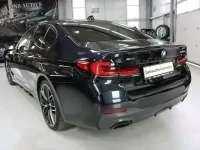 Gebraucht BMW 545e Performance 394 PS (289 kW) 2022 Schwarz Limousine