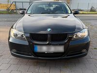 Gebraucht BMW 318 143 PS (105 kW) 2008 Schwarz Limousine