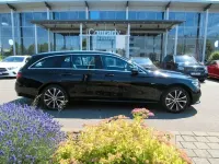 Gebraucht Mercedes E300 Avantgarde 320 PS (235 kW) 2022 Schwarz Limousine