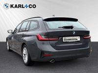 Gebraucht BMW 318 Advantage 150 PS (110 kW) 2021 Grau Kombi