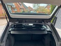 Gebraucht BMW 318 143 PS (105 kW) 2012 Schwarz Kombi