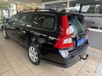 Gebraucht Volvo V70 Kinetic 179 PS (131 kW) 2012 Schwarz Kombi