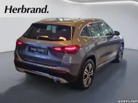 Gebraucht Mercedes GLA200 Progressive 163 PS (119 kW) 2025 Mountaingrau metallic SUV
