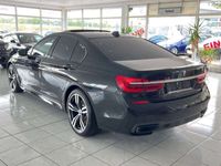 gebraucht BMW 740 d xDrive+M-Sportpaket+Massage+ACC+Glasdach